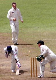 de Saram stumped by Healy off MacGill, SL Board XI v Australians, 1999/00