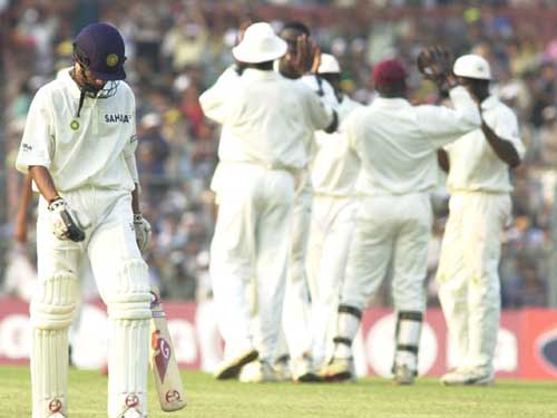 Cameron Cuffy dismisses Sanjay Bangar for 77 at Kolkata