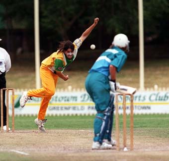Bronwyn Calver, Australia v New Zealand, 3rd Women's ODI, 1997/98