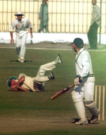 Thorpe drops a difficult catch