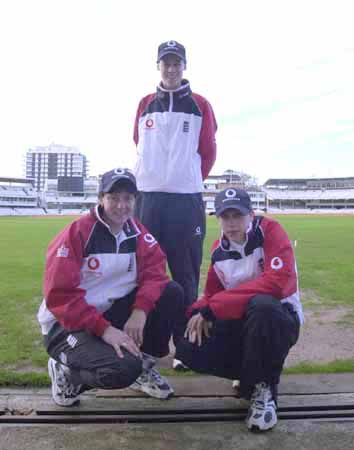Clare Taylor, Lucy Pearson (centre) and Laura Harper up for the cup 2000