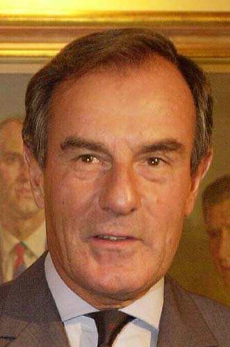 Ian MacLaurin portrait 2001