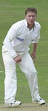 Martyn Ball bowling thumbnail 2001