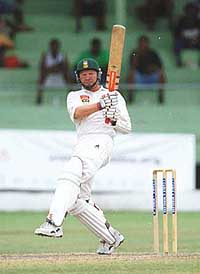Daryll Cullinan batting portrait ; thumbnail