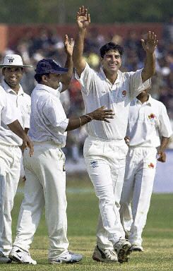 Iqbal Siddiqui has Flintoff out for nought
