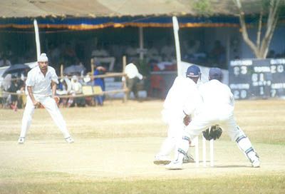 Sorab shapes defensively to Kanwaljit