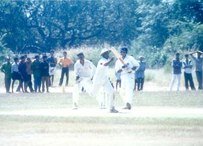 Sorab gets one past Manohar at silly point