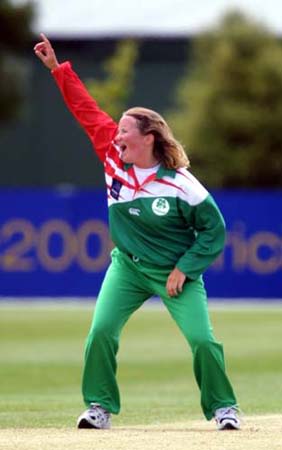 Metcalfe appeals in her bowling spell of 1 for 19