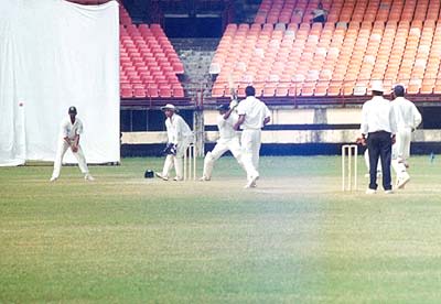 Dharmichand being square cut by S oasis for a boundary