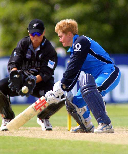 England batter Melissa Reynard