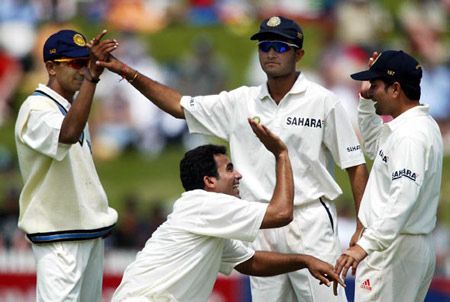 Members of the Indian team celebrate the dismissal of Tuffey. 2nd Test: New Zealand v India at Hamilton, 19-23 Dec 2002